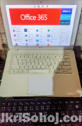 Apple MacBook - Late 2009 under 10k!